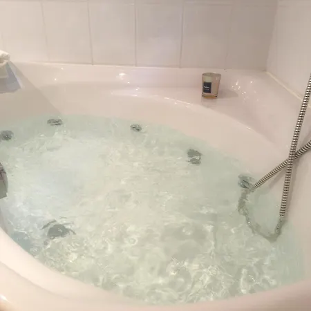 Апартаменты Souterrain Mit Eigenem Eingang Und Terasse Зарштедт